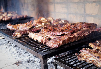 carne en la parrilla