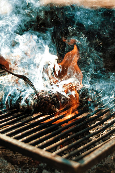 carne en la parrilla